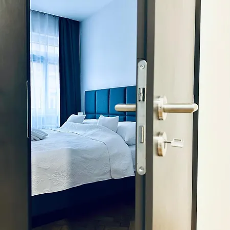 Alexander Library * קושיצה