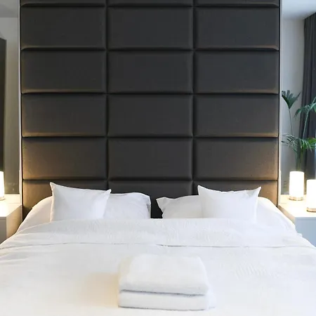 Alexander Library Apartmán