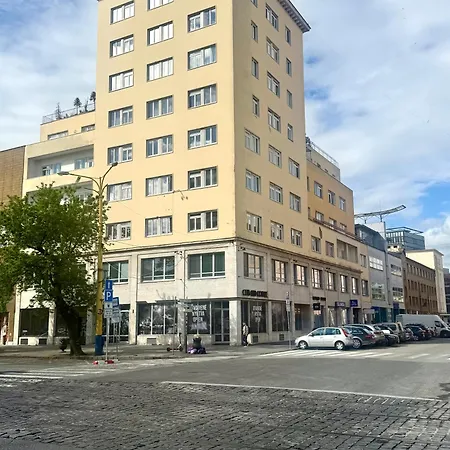 Alexander Library 75m2