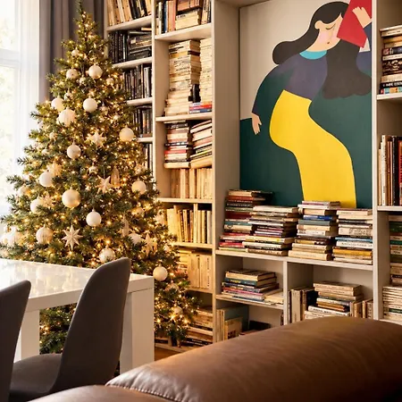 Alexander Library 75m2 Apartman