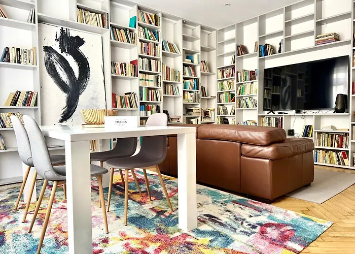 Alexander Library * Kassa