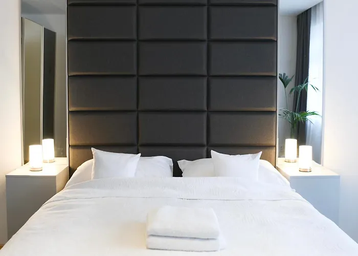 Alexander Library Apartman